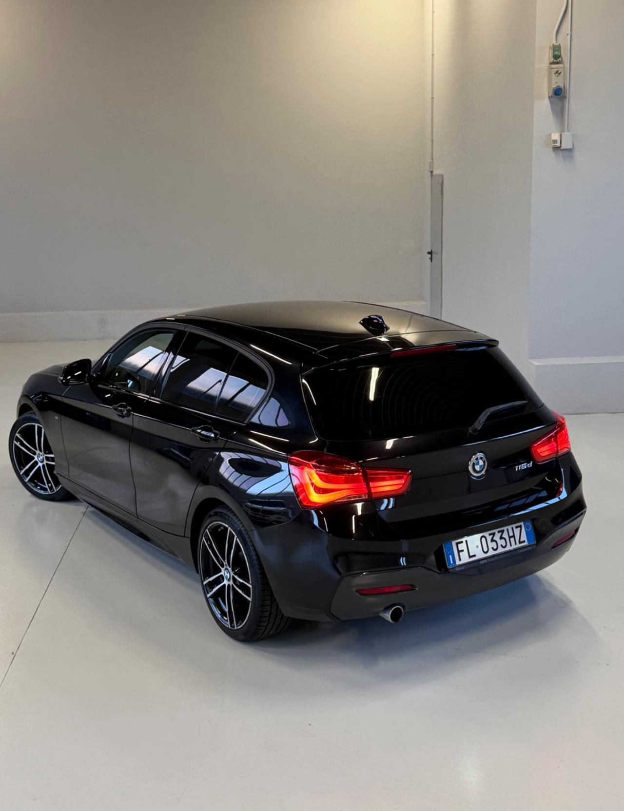 Bmw 116 116d 5p. Msport