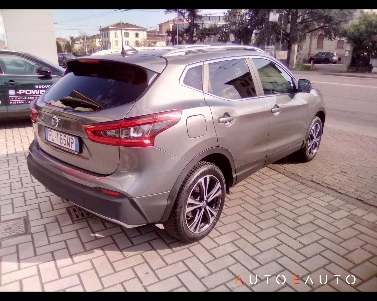 NISSAN Qashqai II 2017 - qashqai 1.5 dci N-Connecta 110cv