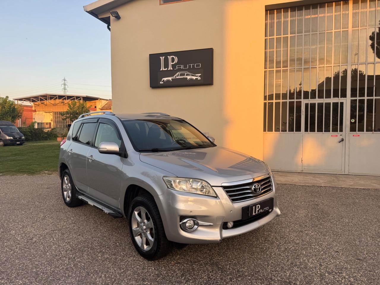 Toyota RAV 4 RAV4 Crossover 2.2 D-4D 150 CV DPF Exclusive