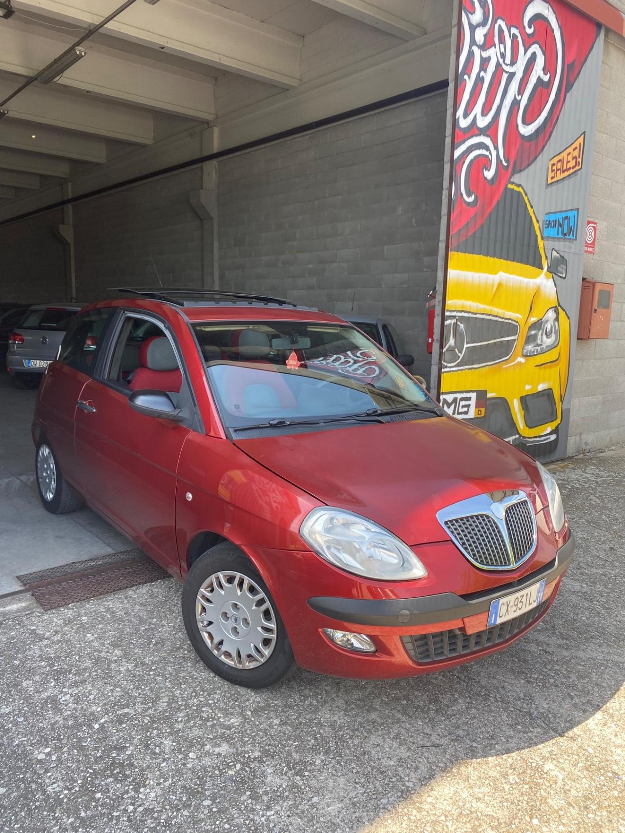 Lancia Ypsilon 1.2 Oro neopatentato Tettuccio