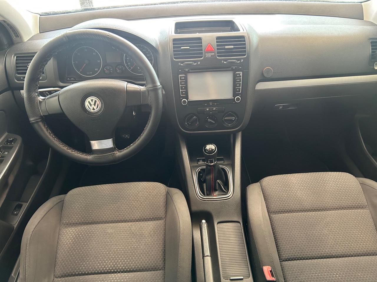 Volkswagen Golf 5 1.9 TDI 105cv 182.000 KM