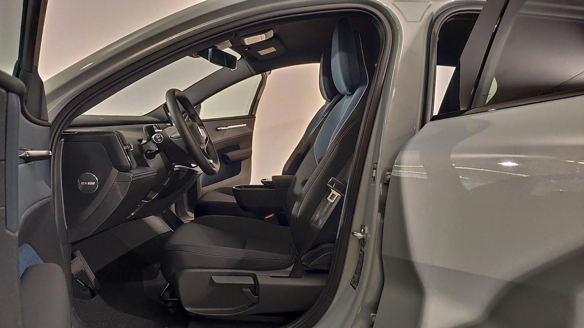 VOLVO Ex30 P5 Plus