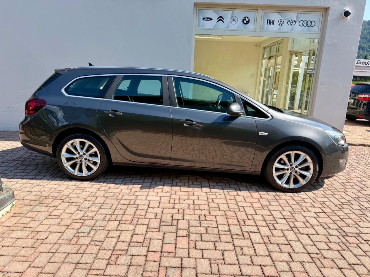 Opel Astra 2.0 CDTI 165CV Sports Tourer Cosmo S
