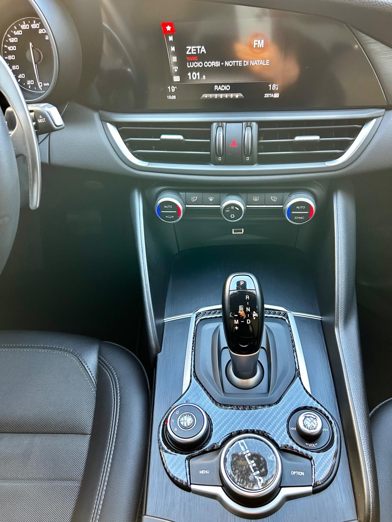 Alfa Romeo Giulia 2.2 D q2 VELOCE 180 CV AT8