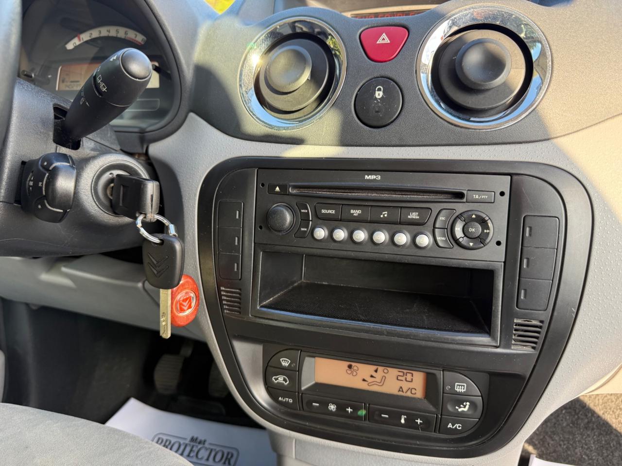 Citroen C3 1.1 Exclusive Unico Prop.