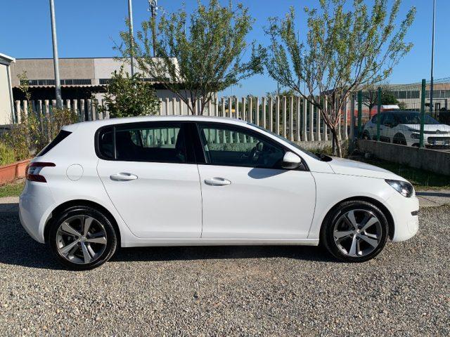 PEUGEOT 308 BlueHDi 120 S&S Allure
