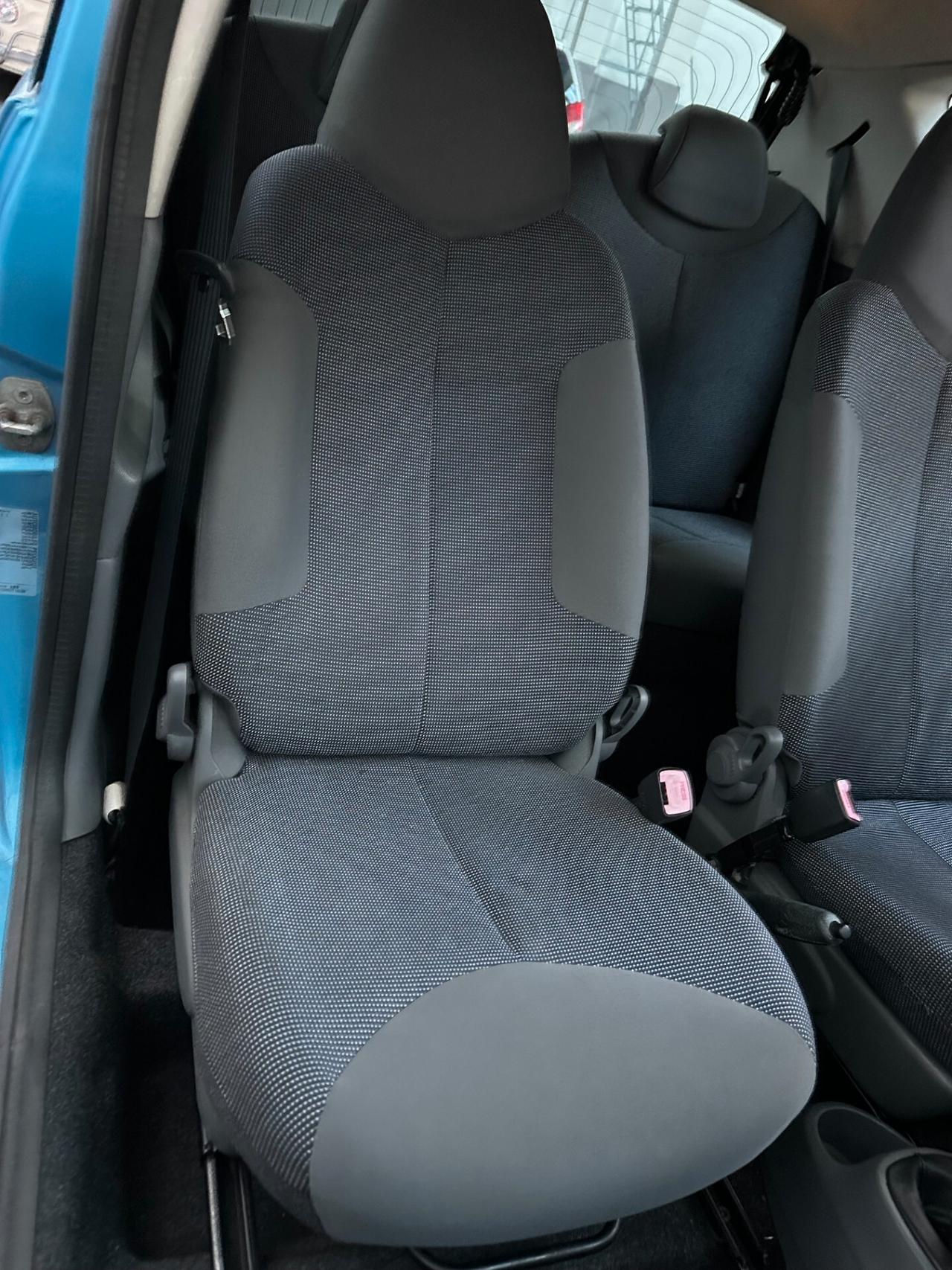 Peugeot 107 1.0 Benz, Euro 4, garantita e impeccabile.