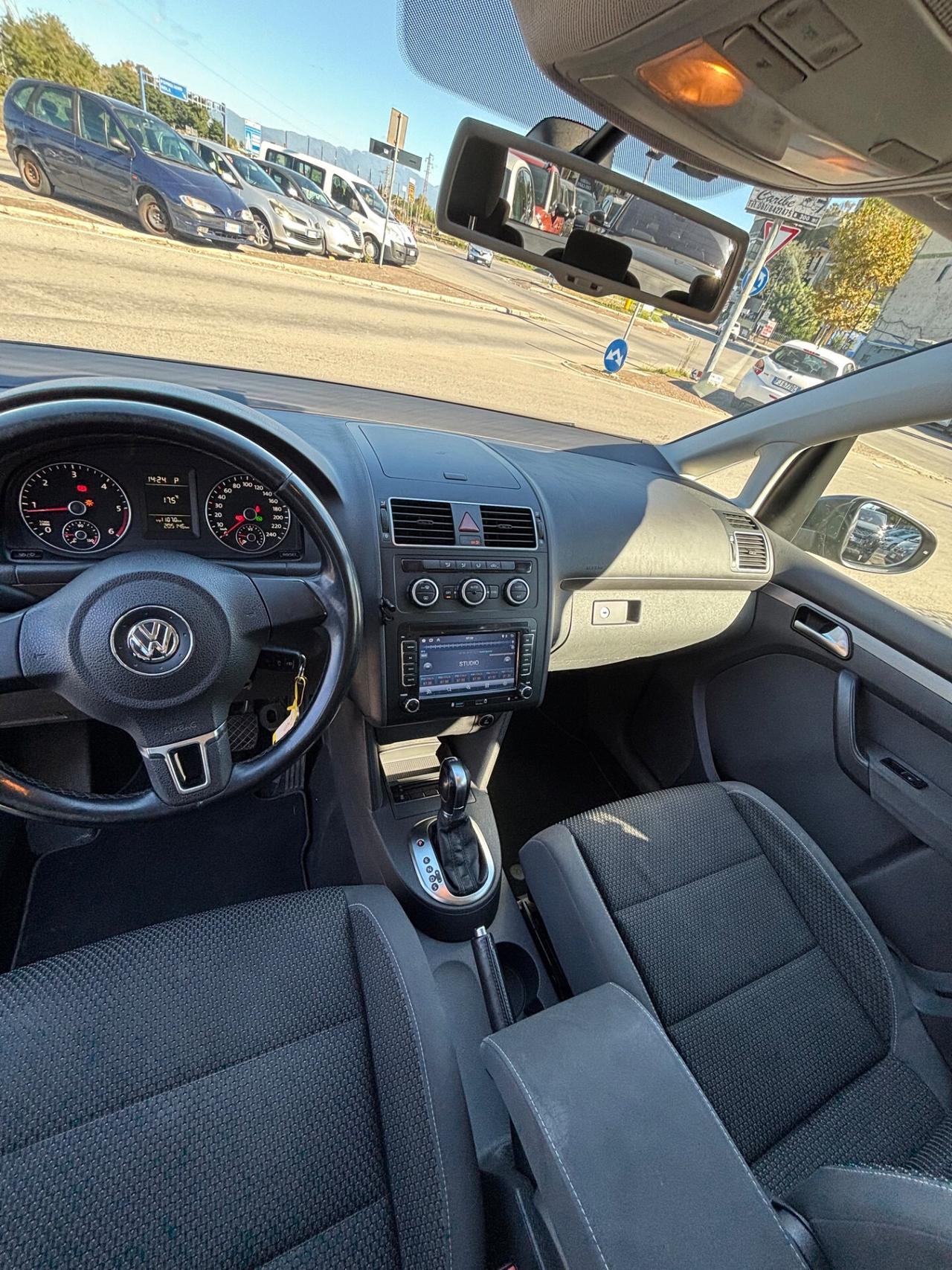 Volkswagen Touran 1.6 TDI DSG Comfortline
