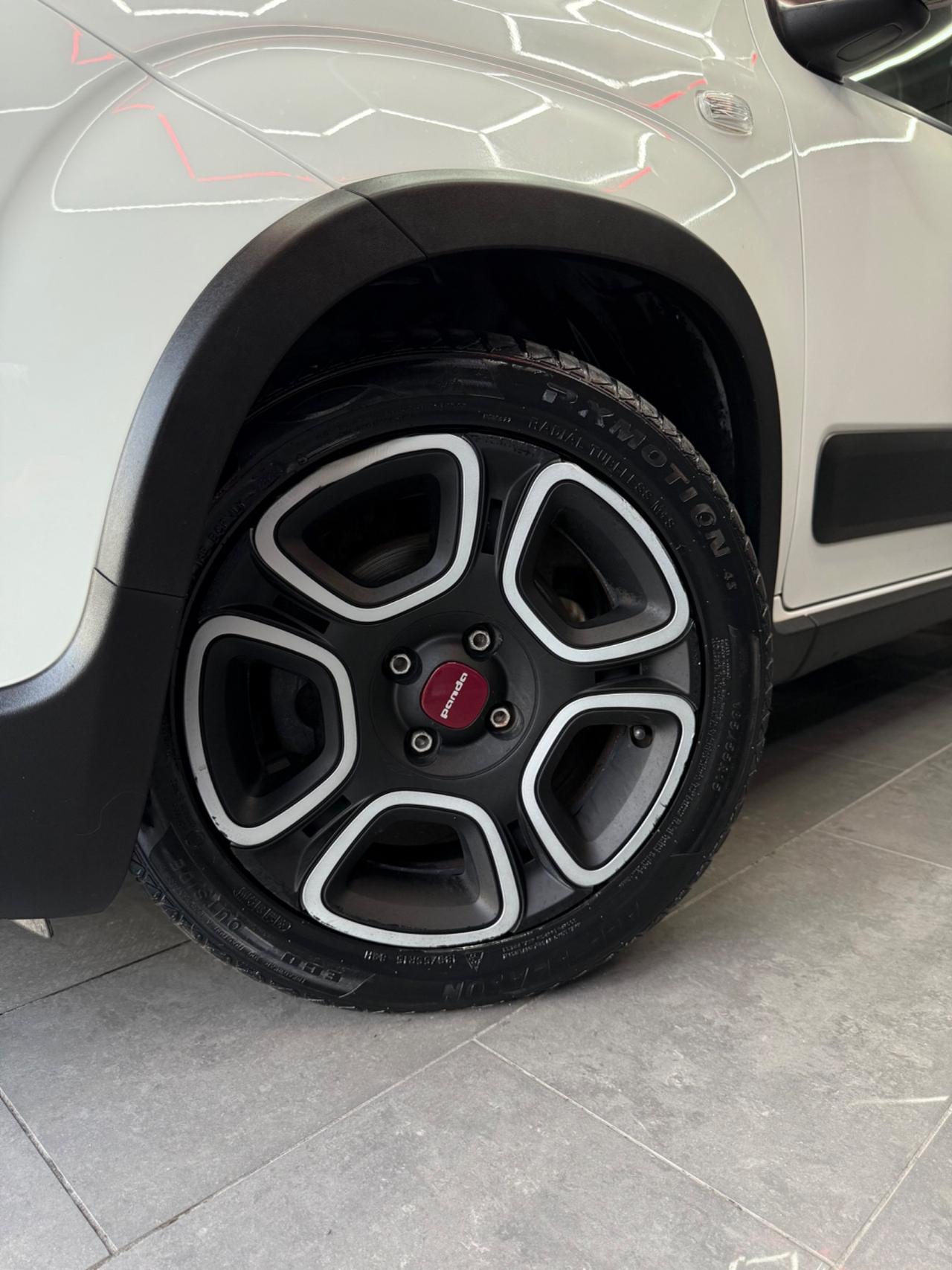 Fiat Panda 1.0 Hybrid 69 CV City Cross 2022