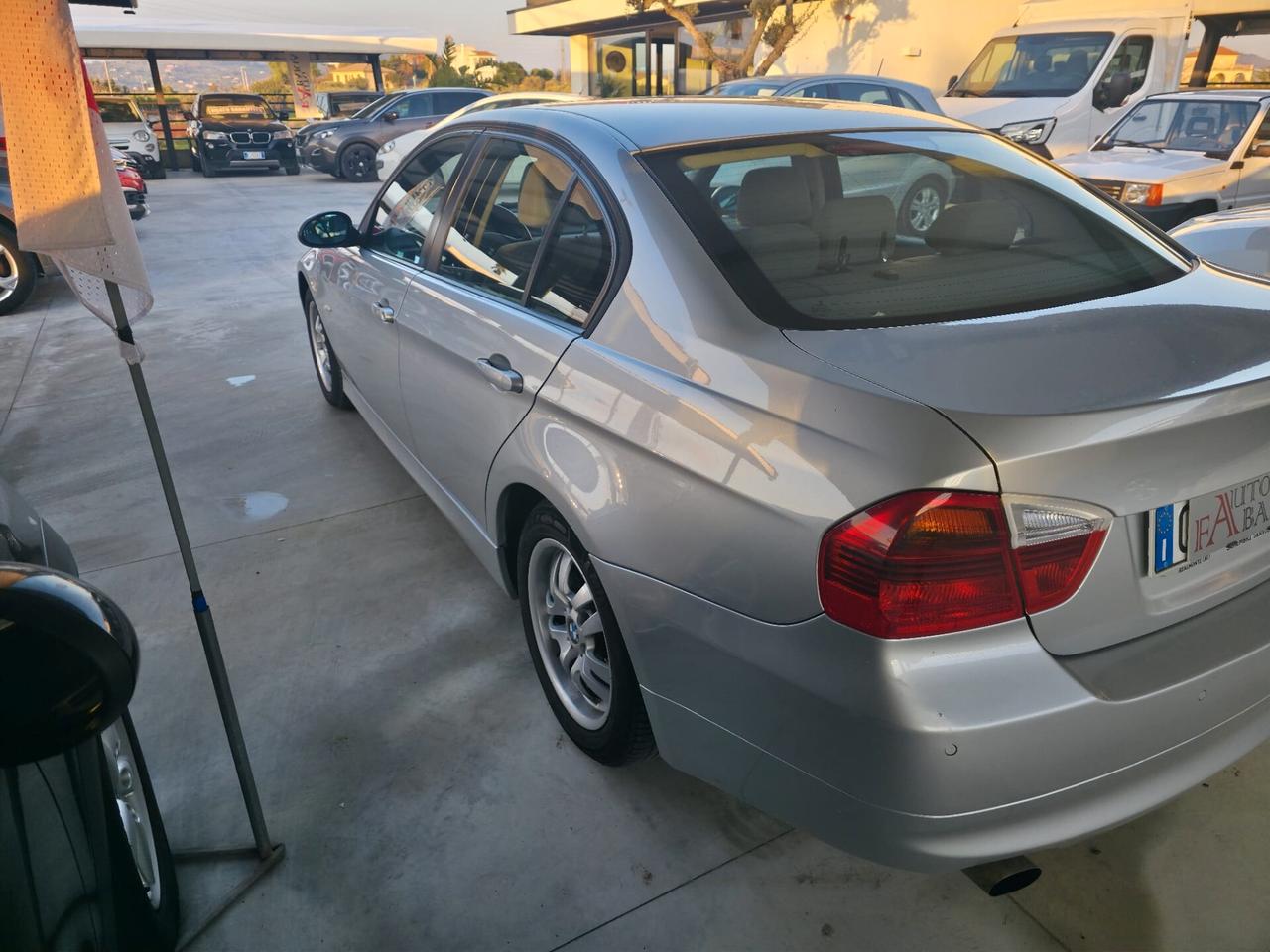 Bmw 320 320i cat Attiva