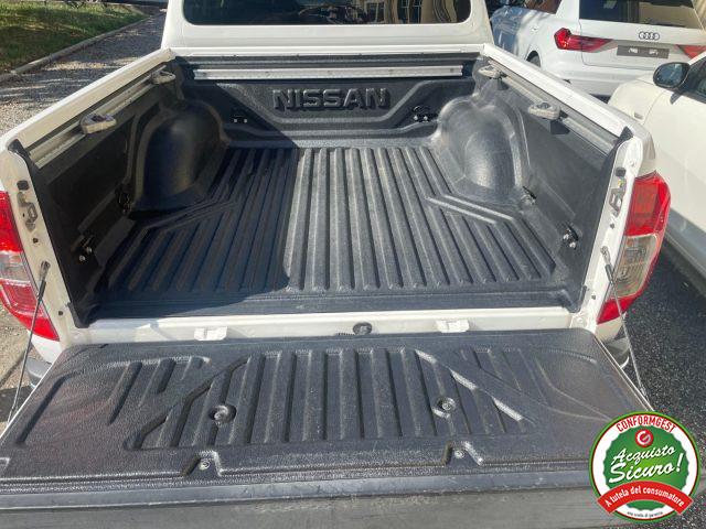 NISSAN Navara 2.3 dCi 4WD Double Cab N-Connecta
