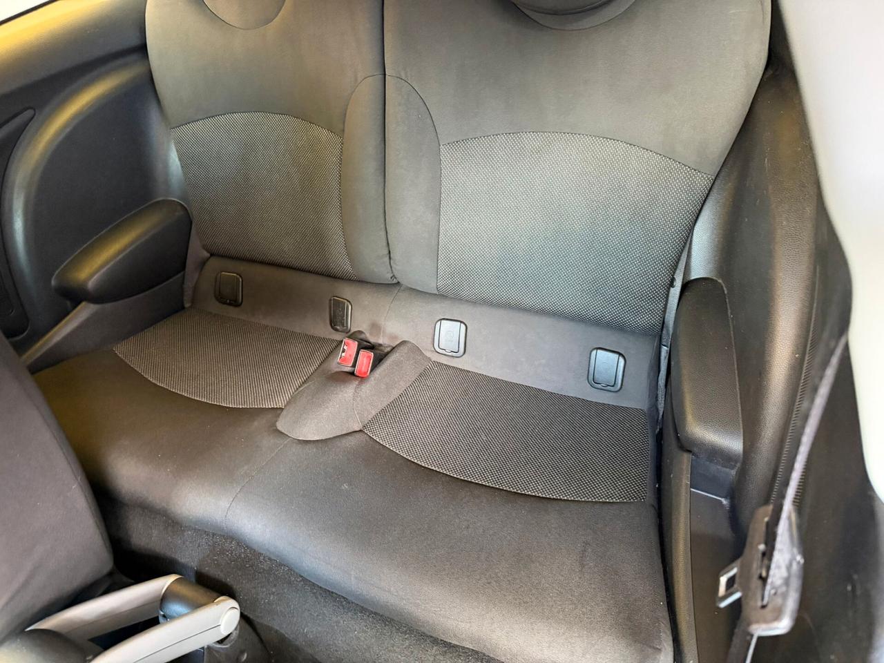 Mini Coope D 1.6cc diesel 12 mesi garanzia-2010