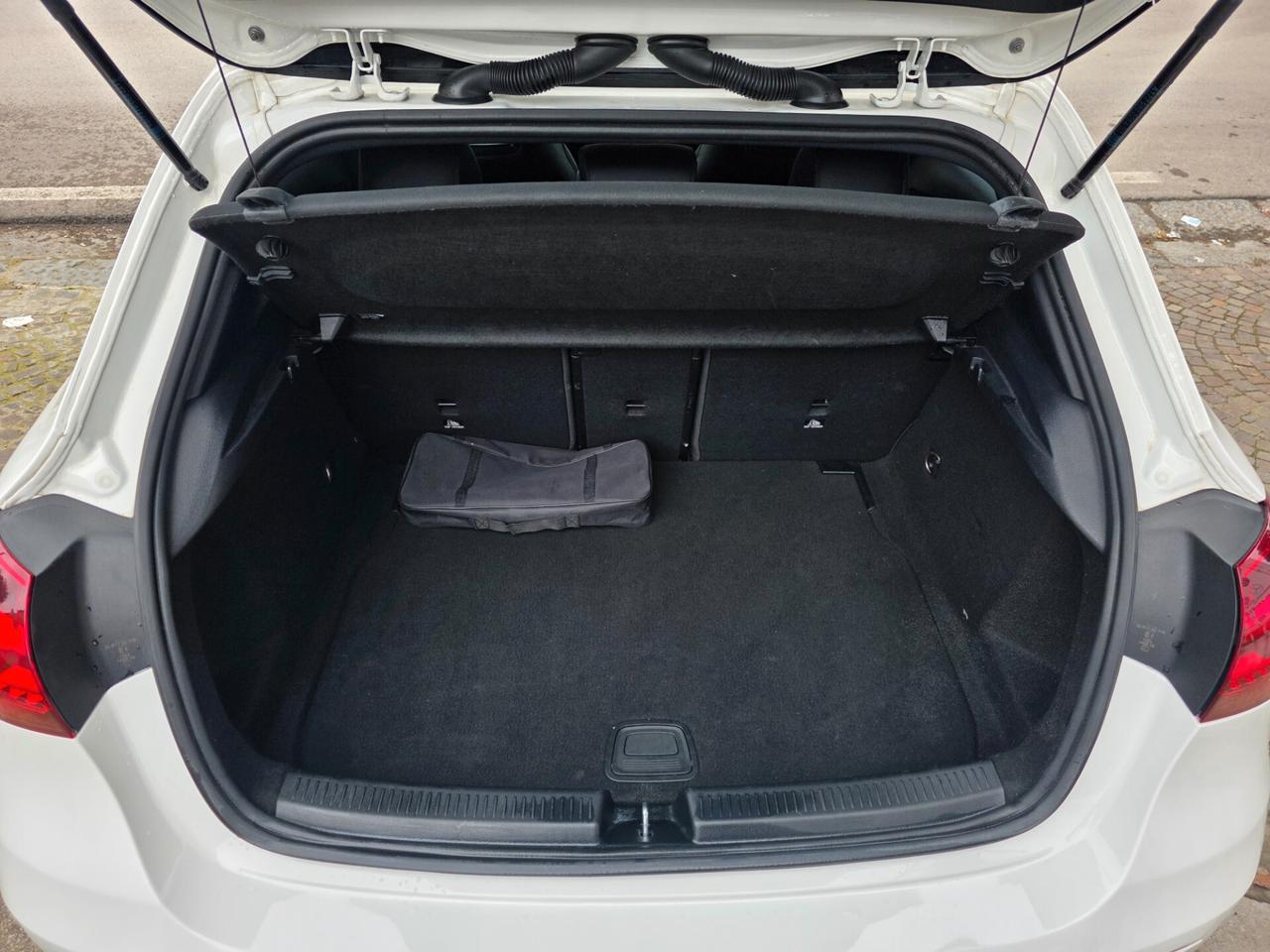 Mercedes-benz A 180 d Automatic AMG Line Premium