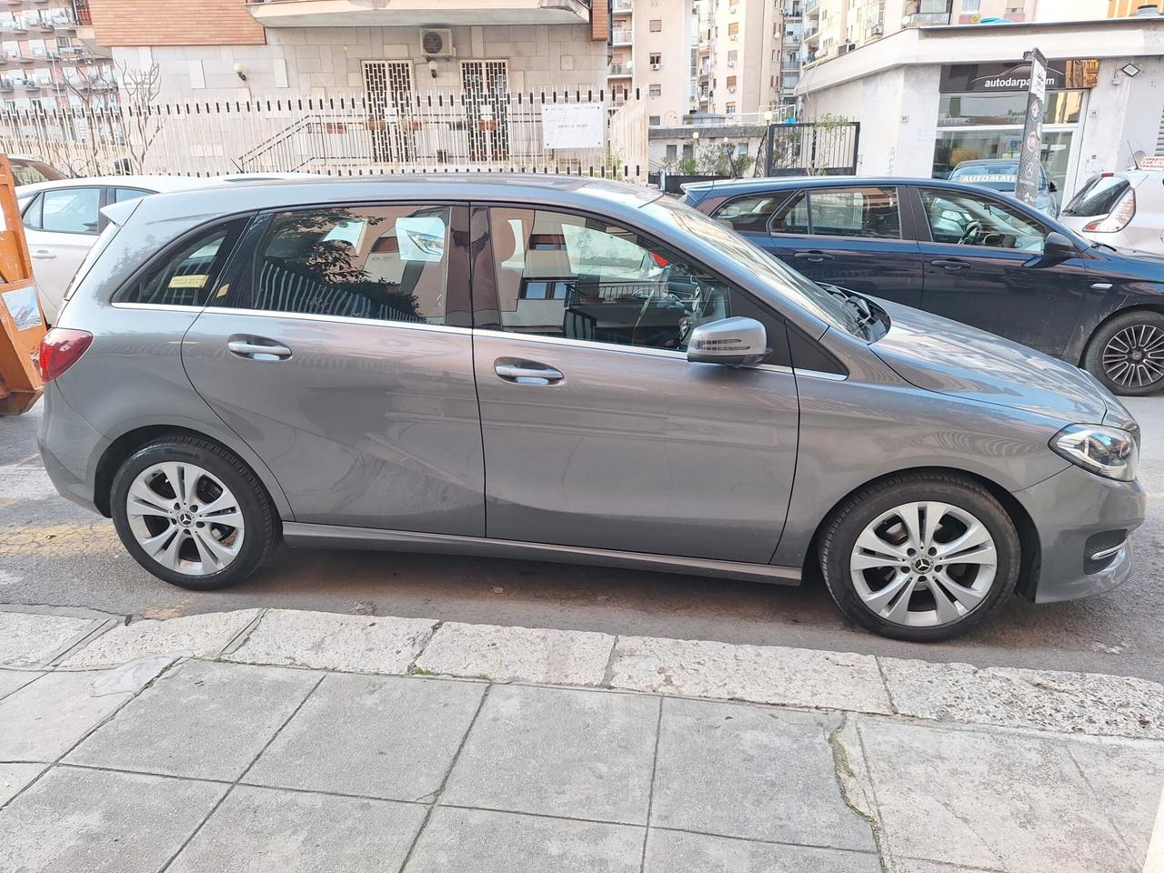 Mercedes-benz B 180 d Executive