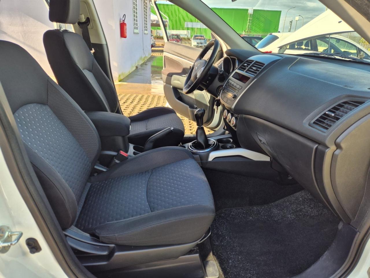 Mitsubishi ASX 1.6 2WD Intense ClearTec Panoramic