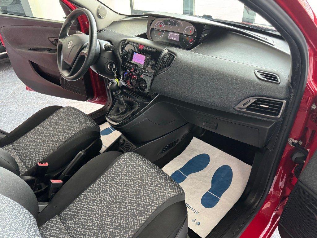 Lancia Ypsilon 1.2 69 CV 5 porte GPL Ecochic Elefantino Blu