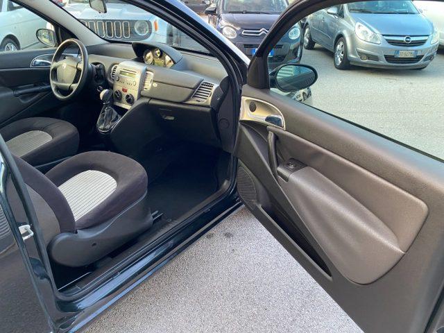 LANCIA Ypsilon 1.2 Benzina OK NEOPATENTATI