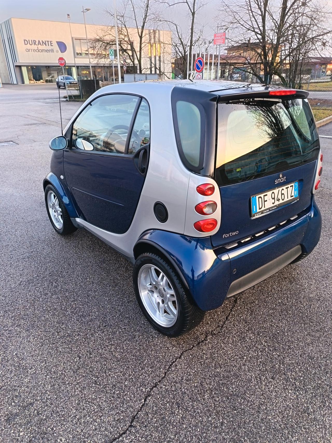 Smart ForTwo 700 coupé grandstyle (45 kW)