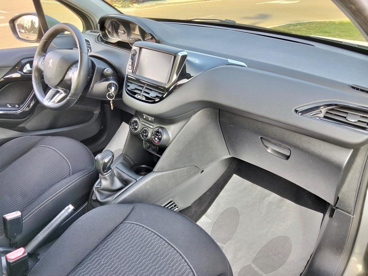 Peugeot 208 PureTech 82Cv 5P*Cerchi*Clima*Usb