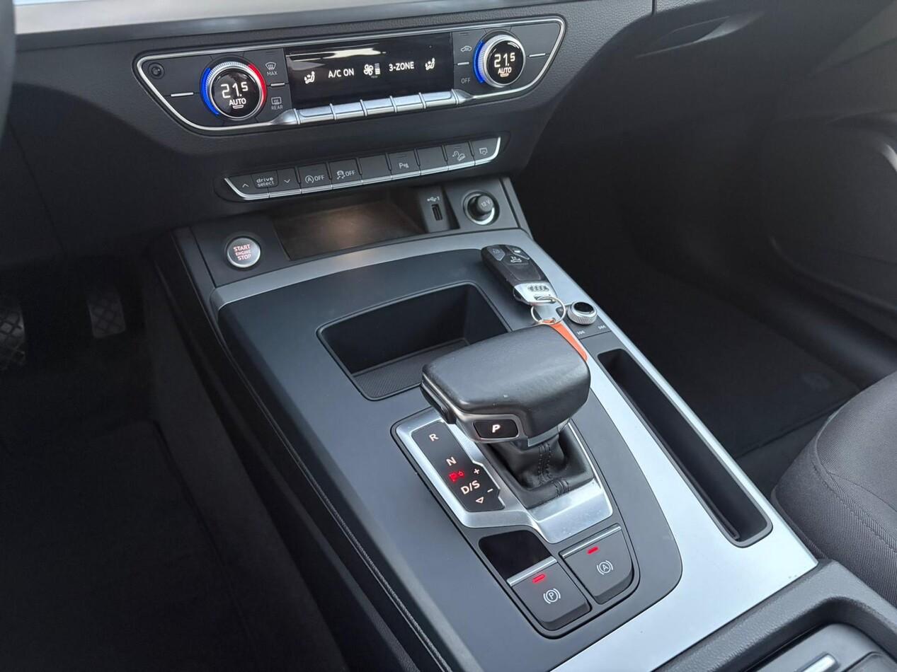 Audi Q5 40 2.0 tdi mhev 12V Business Advanced quattro s-tronic