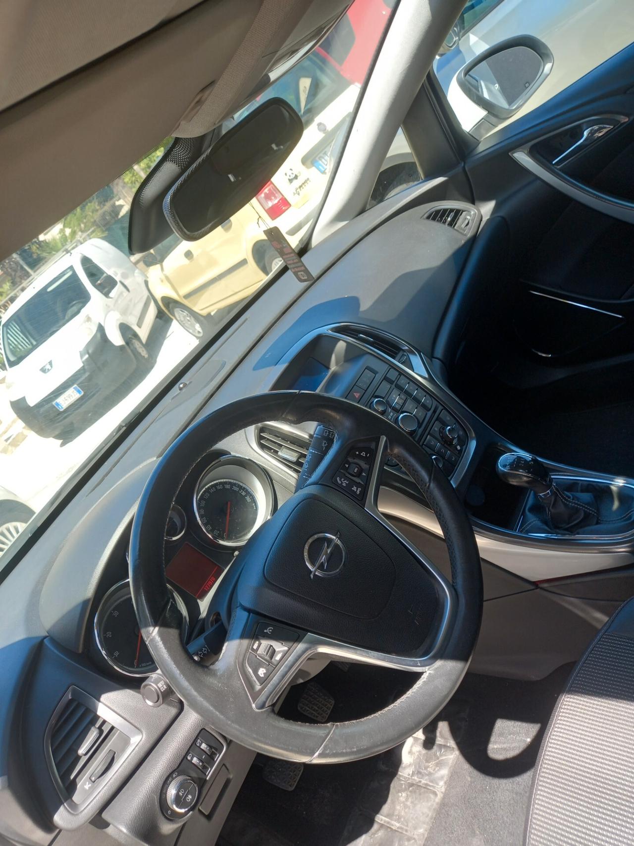 Opel Astra 1.7 CDTI 110CV 5 porte Cosmo NUOVISSIMA