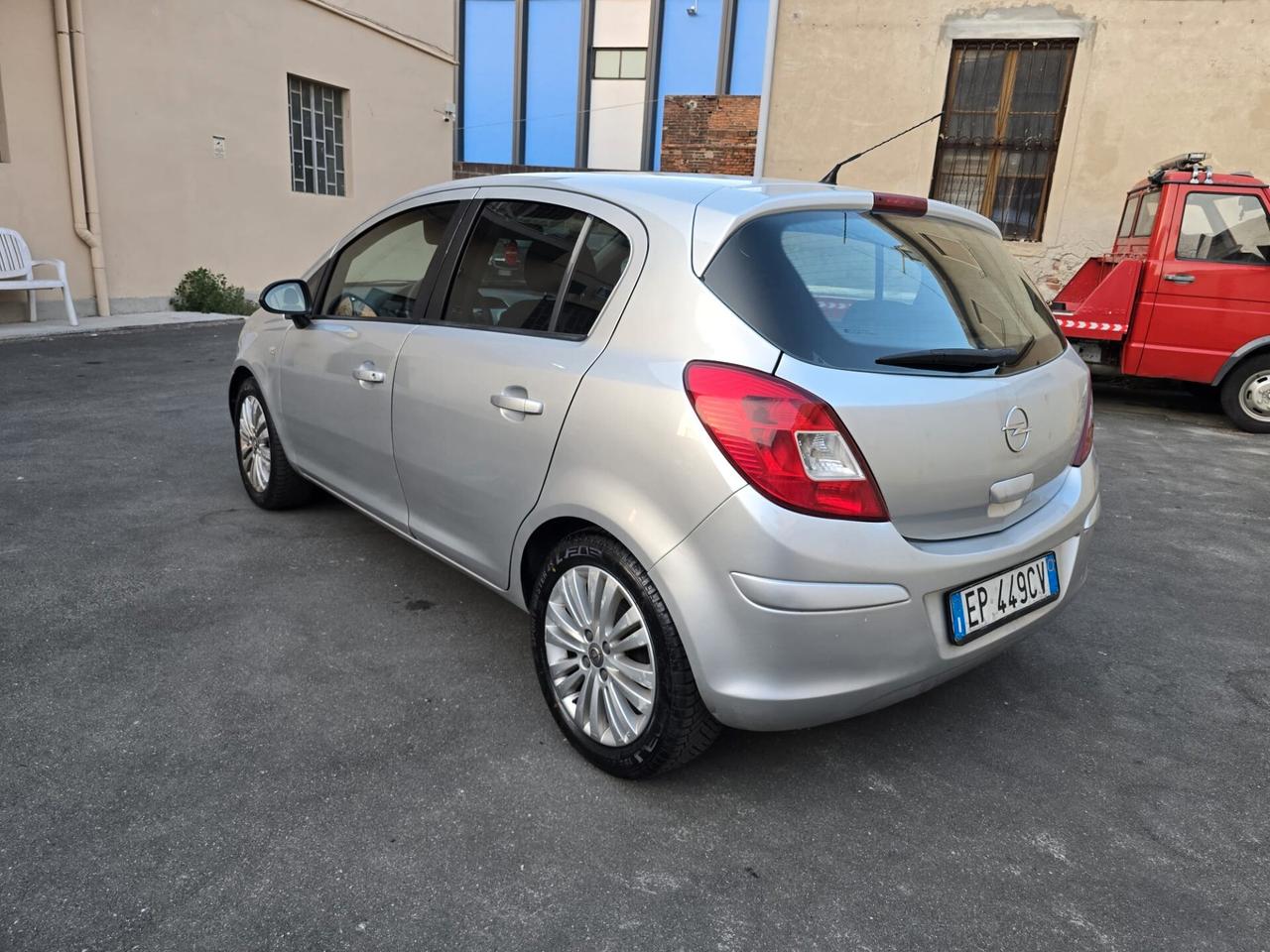 Opel Corsa 1.3 CDTI 75CV F.AP. 5 porte Sport possibilita 12 mesi garanzia