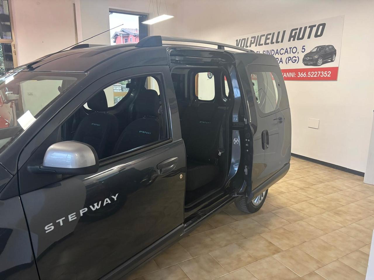 DACIA DOKKER ANNO 2015 DS 1.5 ADATTA NEOPATENTATI KM 100 MILA