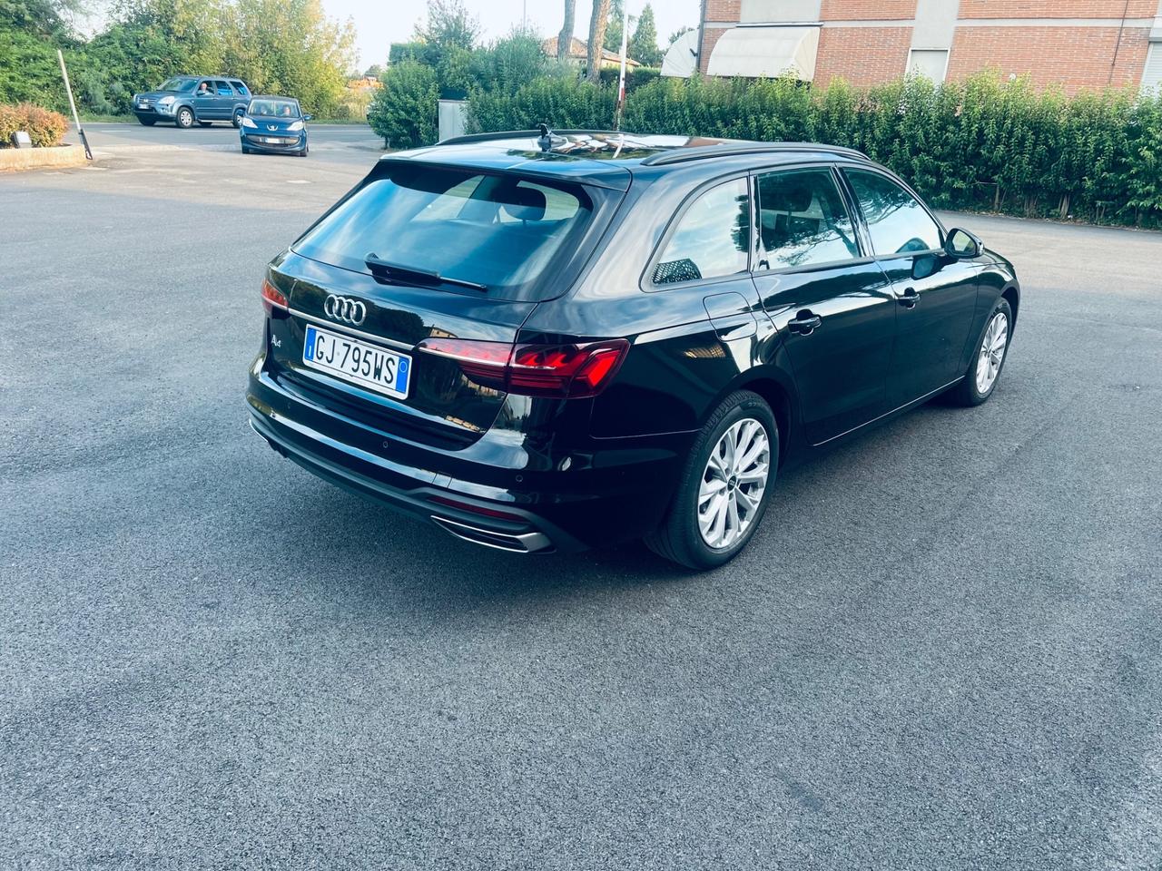 Audi A4 35 TDI/163 CV S tronic Business