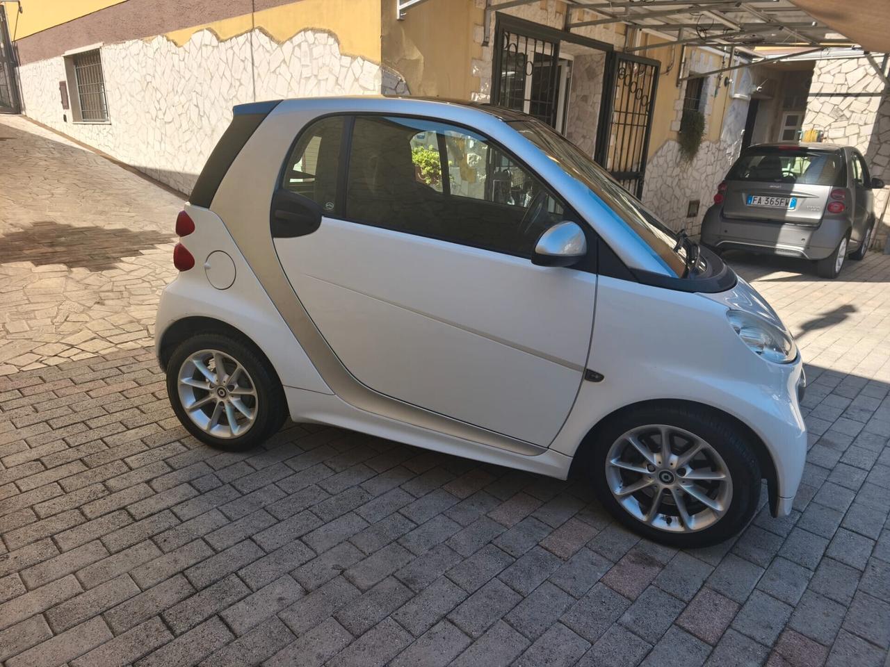 Smart ForTwo 1000 52 kW coupé passion