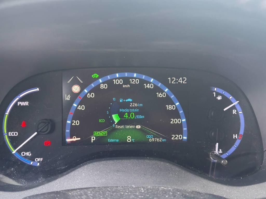 Toyota Yaris Cross 1.5 H Business FWD E-CVT