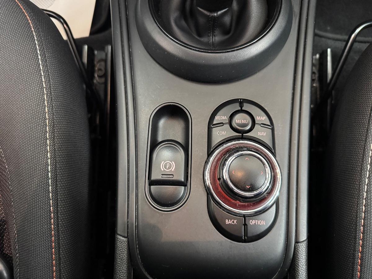 MINI COUNTRYMAN Cooper D Business Aut. UNICO PROPRIETARIO/ LED/ CARPLAY/ RETROCAMERA/