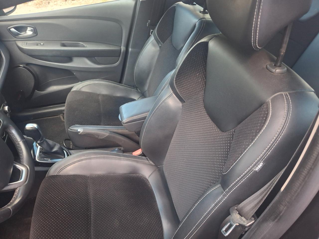 Renault Clio dCi 8V 90CV EDC Start&Stop 5 porte automatica modello full