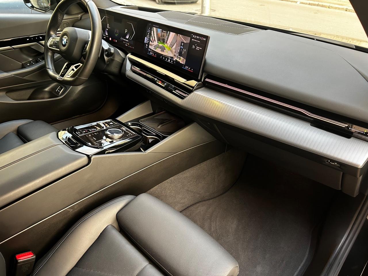 Bmw 520d 48V xDrive Touring Msport Pro Black Sapphire