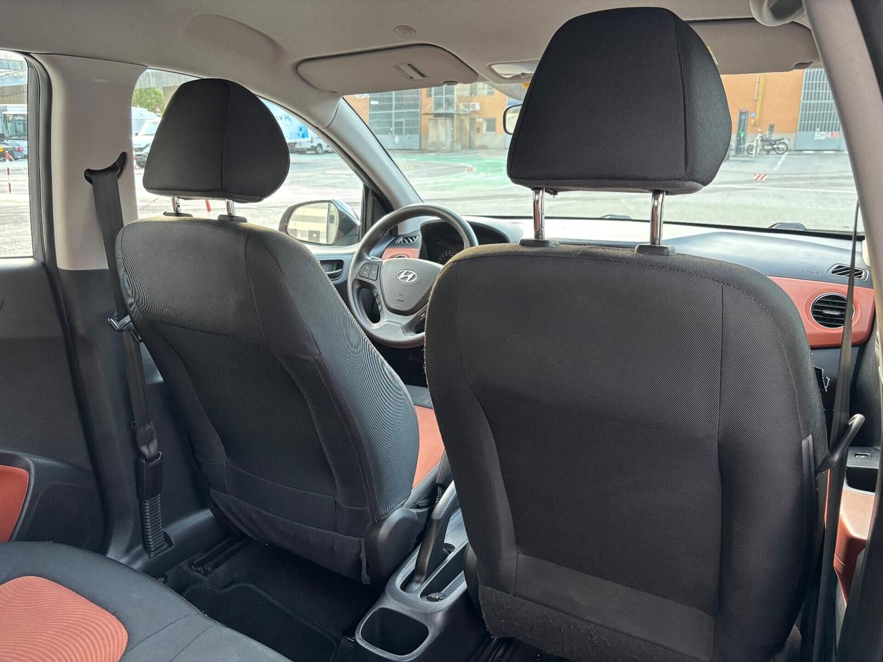 HYUNDAI i10 1.0 BENZINA 5 PORTE PERFETTA 5 POSTI NEOPATENTATI