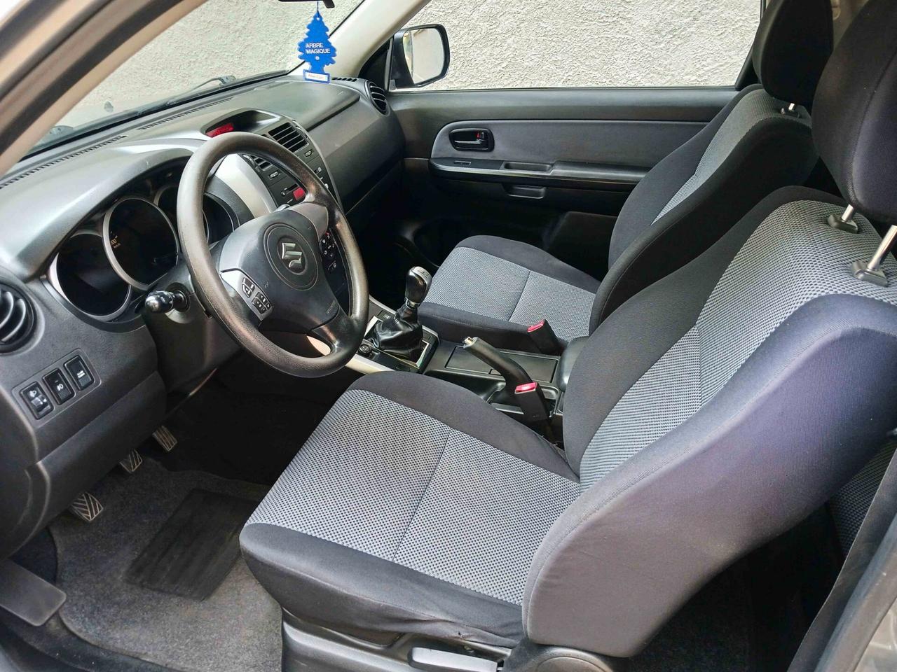 Suzuki Grand Vitara 1.6 VVT PERFETTA
