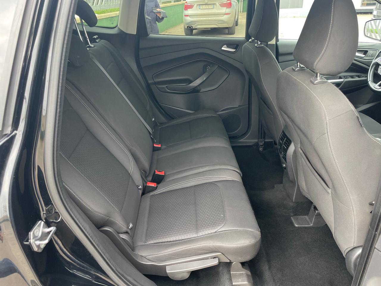 Ford Kuga 1.5 TDCI 120 CV S&S 2WD Titanium