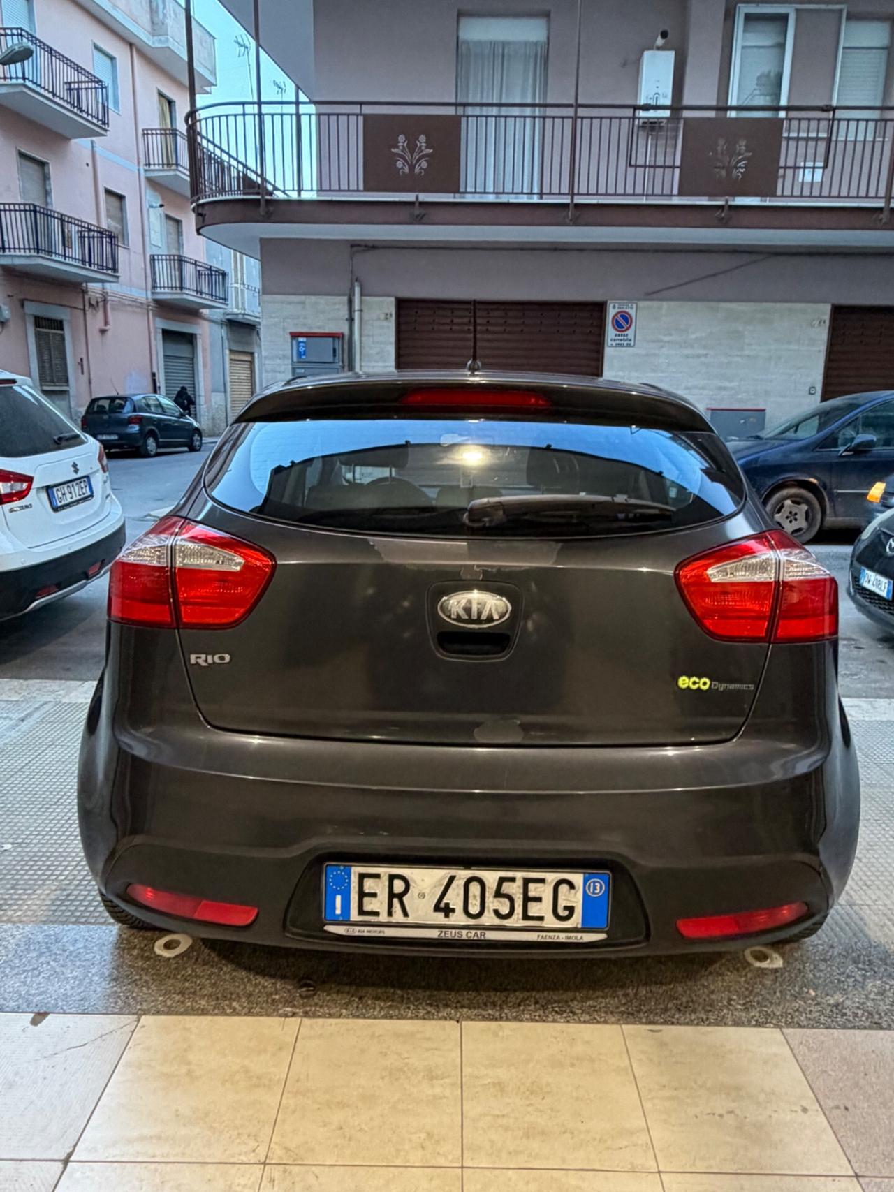 Kia Rio 1.1 CRDi 5p. Cool