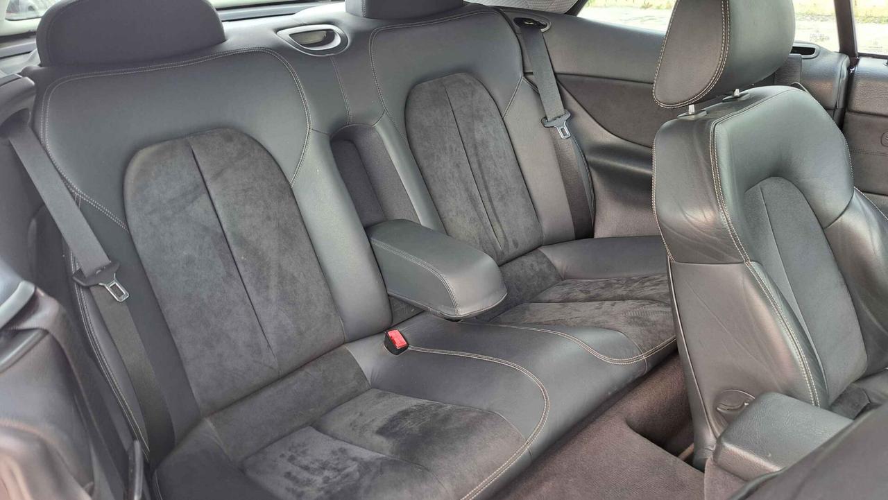 Mercedes-benz CLK 200 Kompressor cat Cabrio Avantgarde Evo