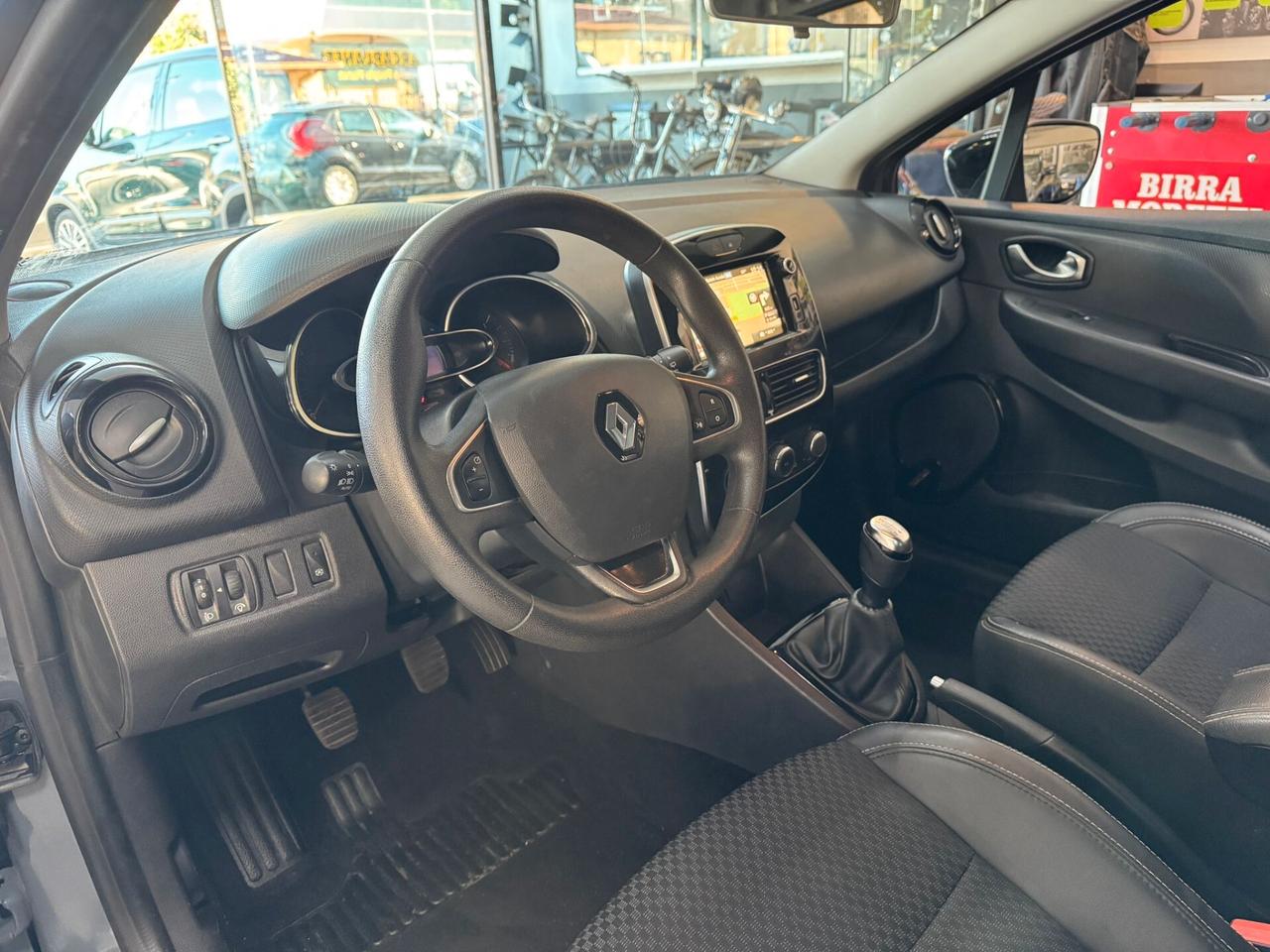 Renault Clio TCe 12V 75 CV 5 porte PARI AL NUOVO SUBITO DISPONIBILE