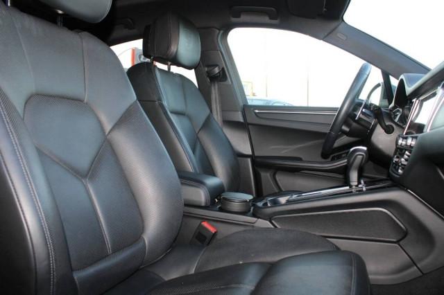 Porsche Macan X2.0 T 265cv AUTO CON NAVIGATORE E CARPLAY