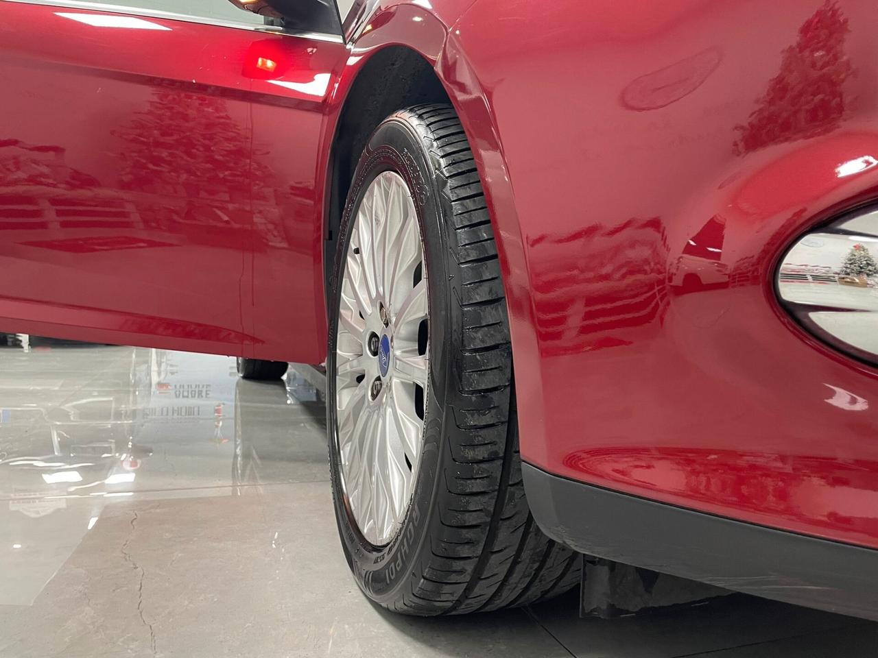 Ford Focus 1.6 benzina Titanium