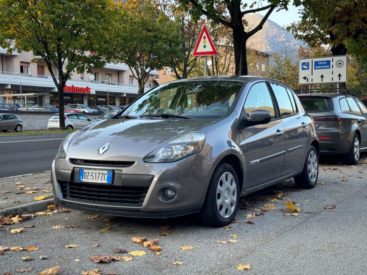 Renault Clio 1.2 16V 5 porte- GPL - NEOPATENTATI - CINGHIA GIA' FATTA