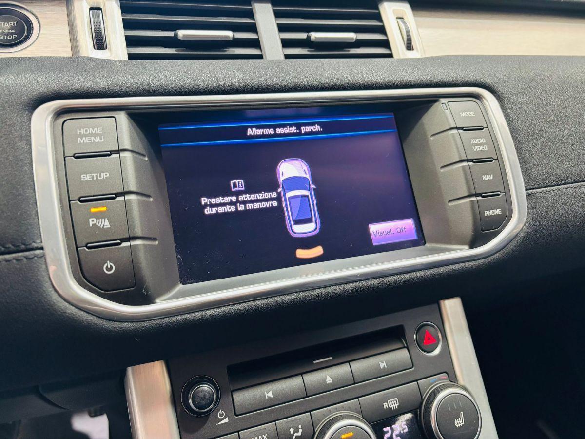 Land Rover Evoque 2.2 TD4 150cv Autom. Total Black