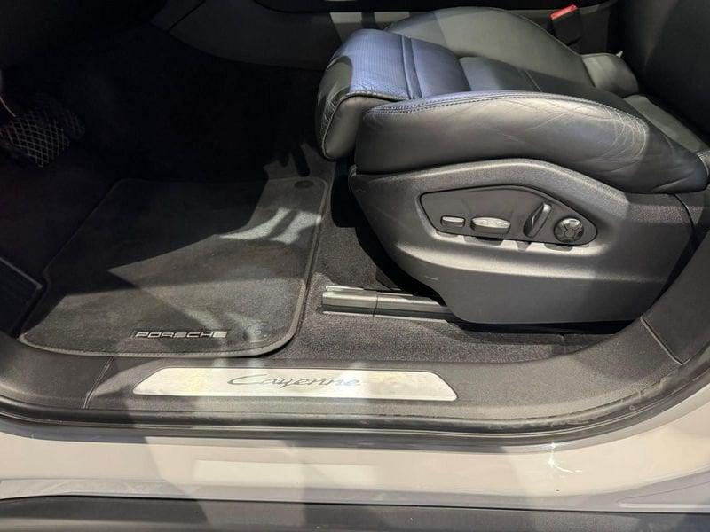 Porsche Cayenne Coupè 3.0 V6 353 cv - IVA Esposta