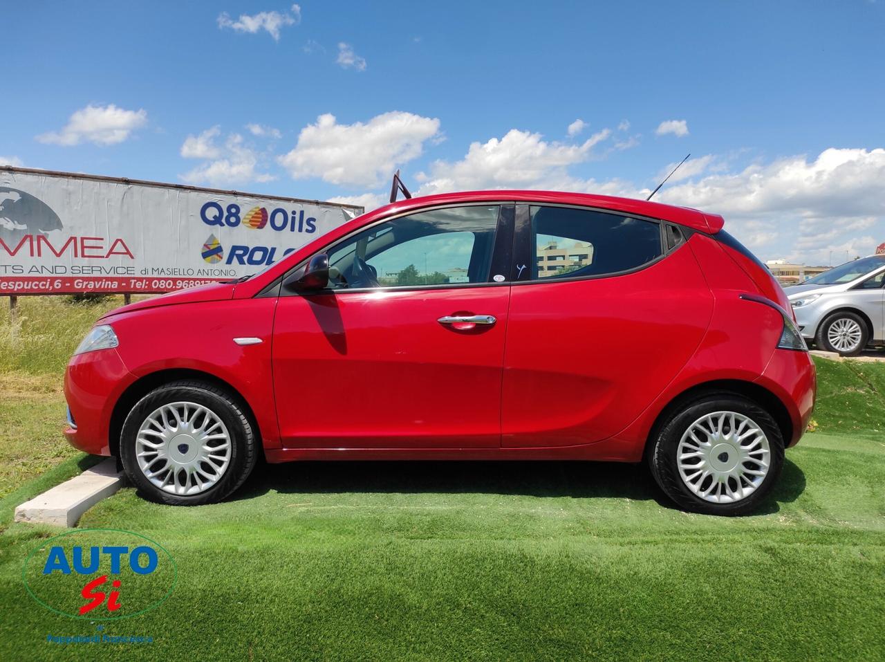 Lancia Ypsilon 1.3 Mjet - 95cv NEOPATENTATI