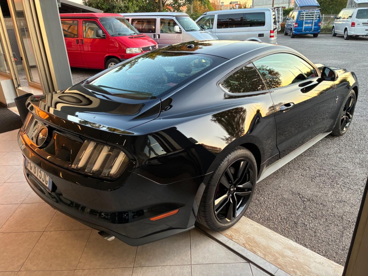 Ford Mustang Fastback 2.3 EcoBoost