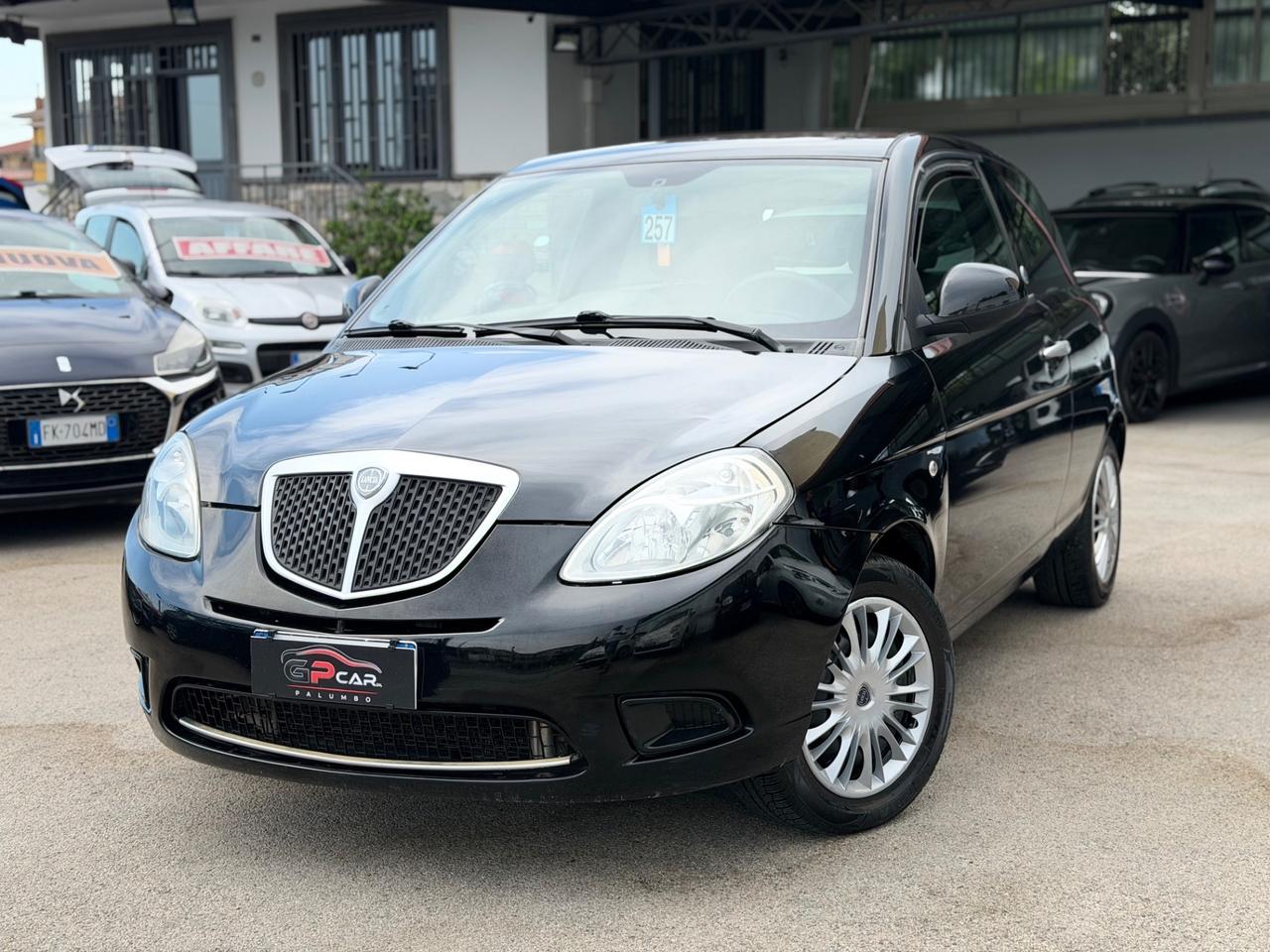 Lancia Ypsilon 1.4 Oro Ecochic GPL