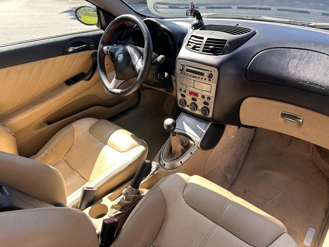 Alfa Romeo GT 1.9 MJT 150cv Luxury Tagliandata