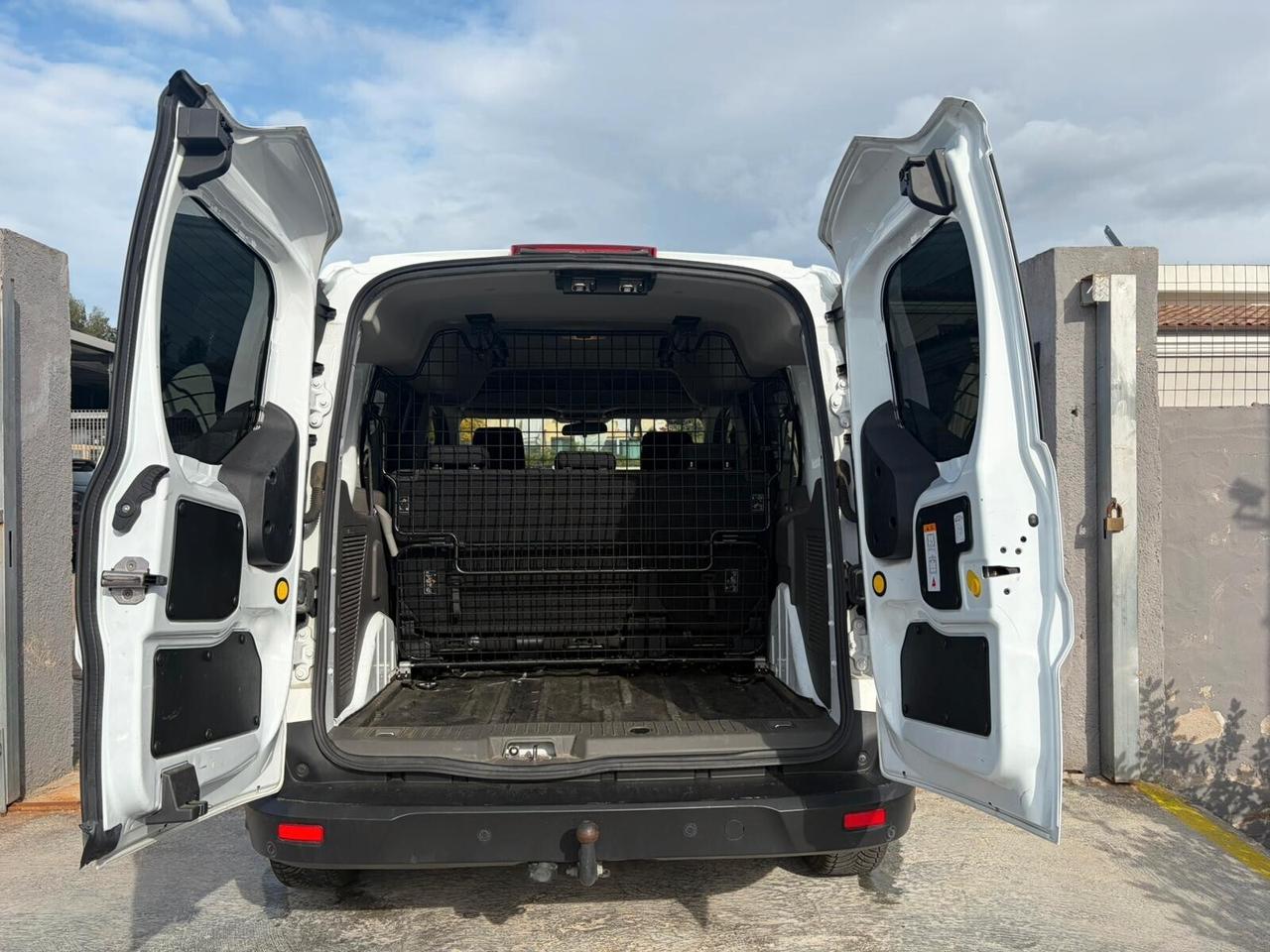 FORD TRANSIT CONNECT - FINANZIABILE