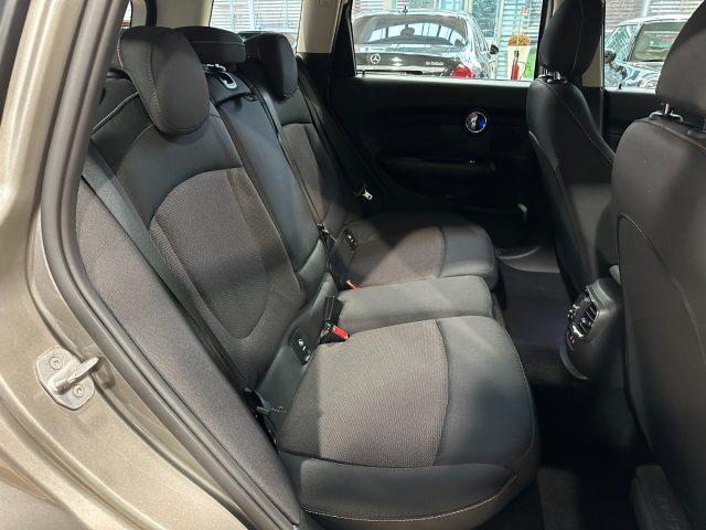 MINI Clubman 1.5 One D Business Auto - LED - 17" -Carplay - IVA